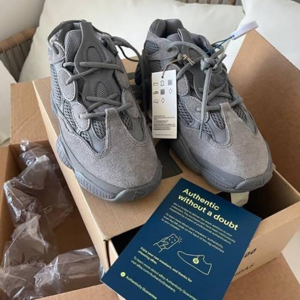 Adidas Yeezy 500 "Granite" Size 8 Men / 9 Women